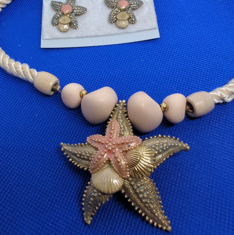 VINTAGE 20”SILK CORD BEADED NECKLACE W/ STARFISH PENDANT & EARRINGS BEACH OCEAN